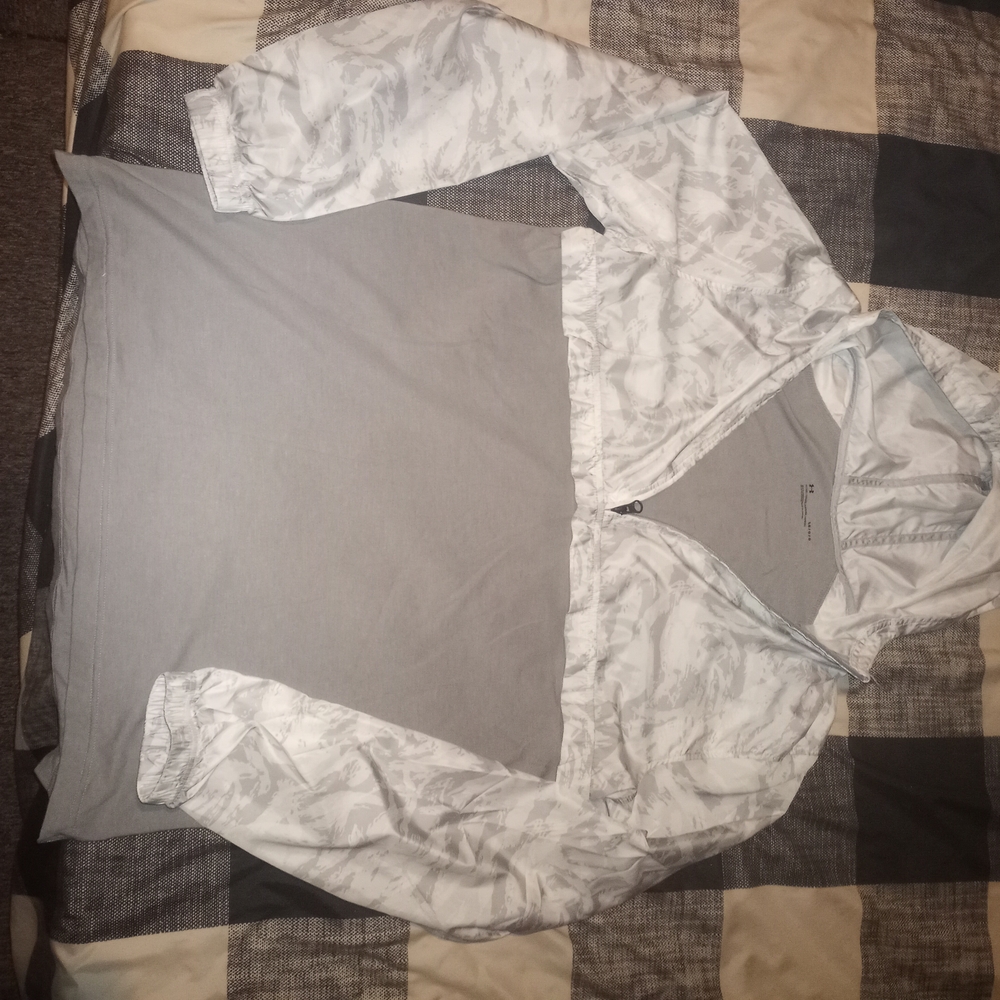 Under Armour Light Gray and White Windbreaker